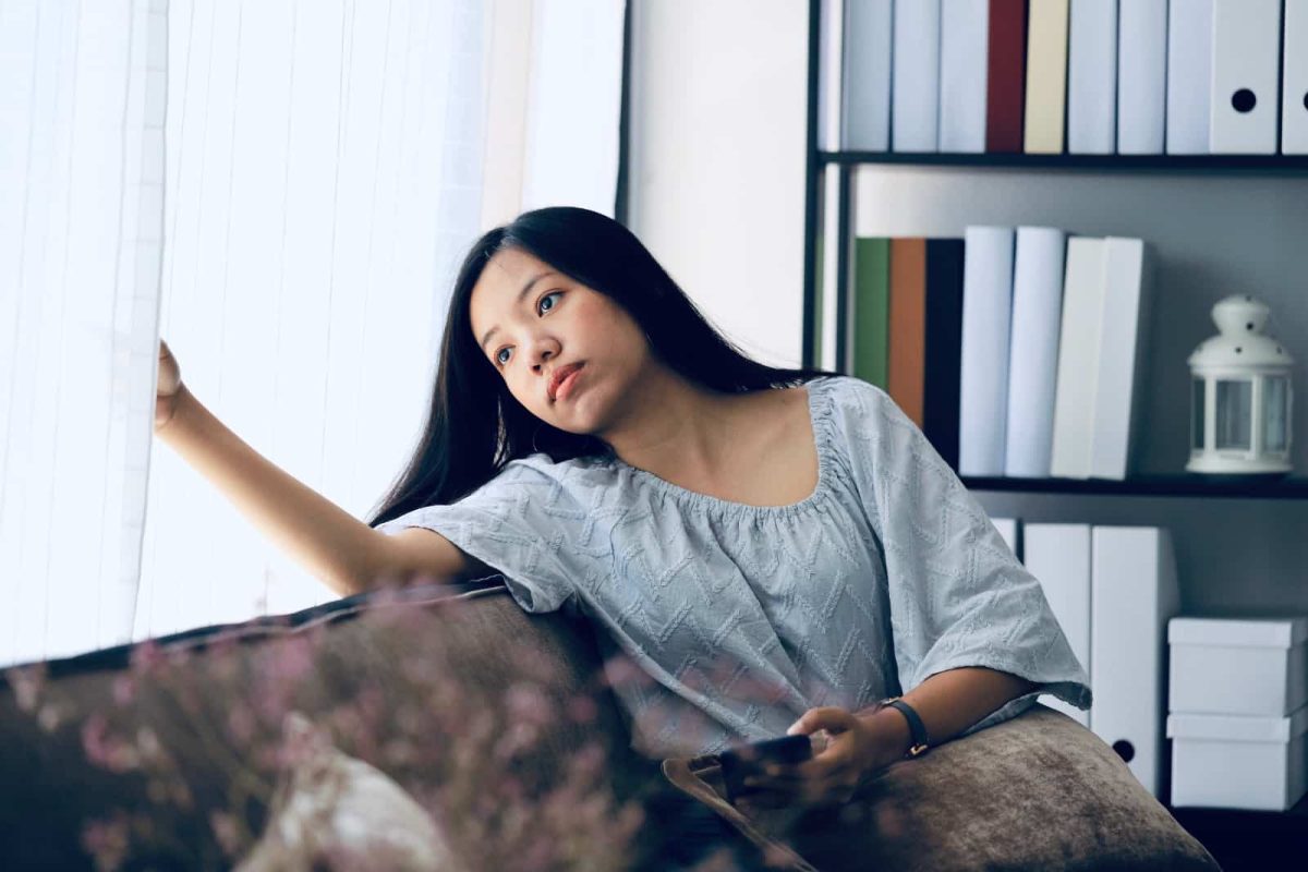 woman-waiting-for-something